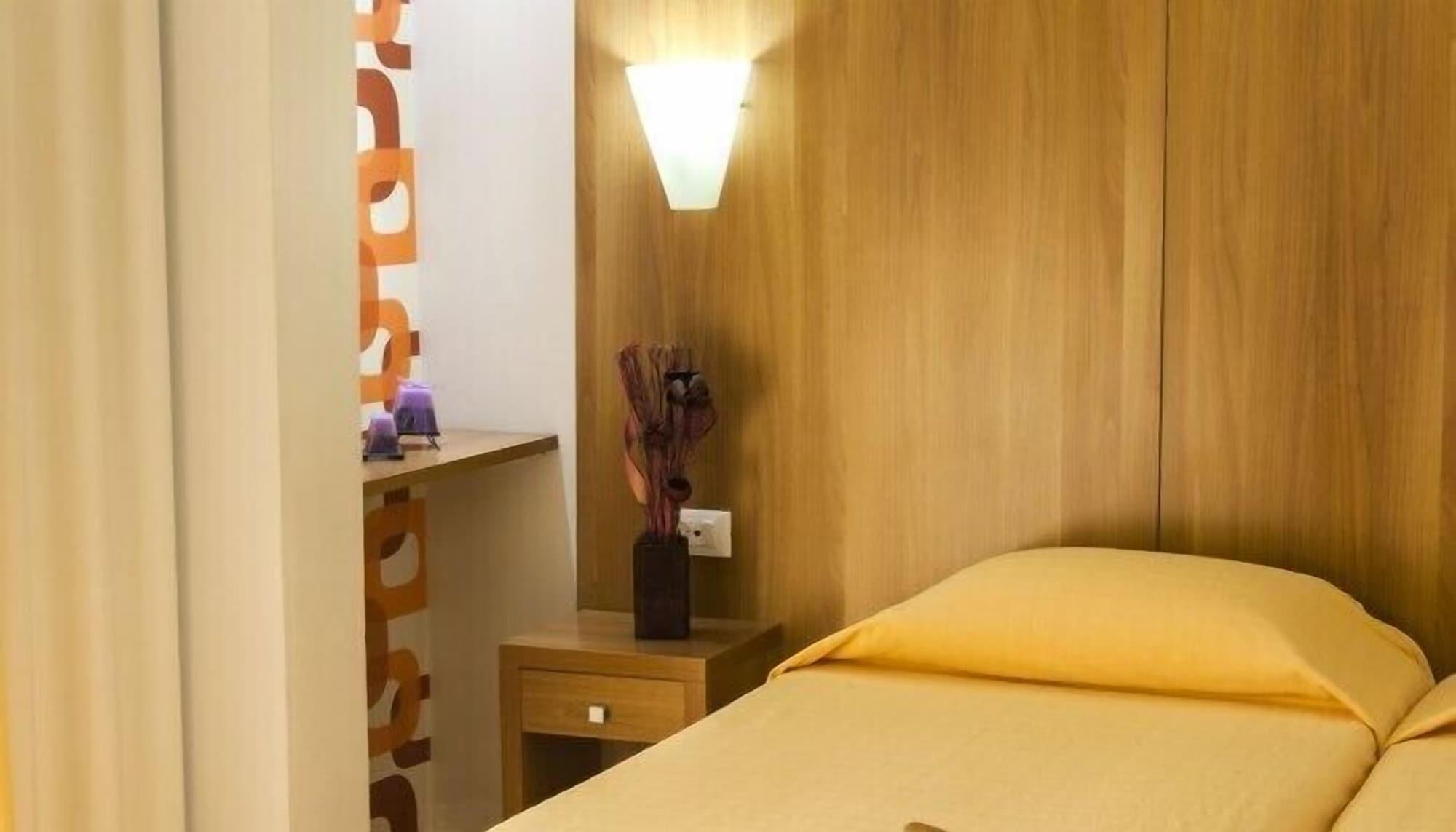 Leto Boutique Hotel Agrinio Ngoại thất bức ảnh